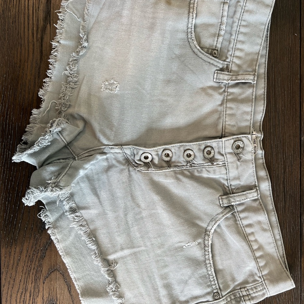 Free People Women's Gray Distressed Denim Shorts Size 28